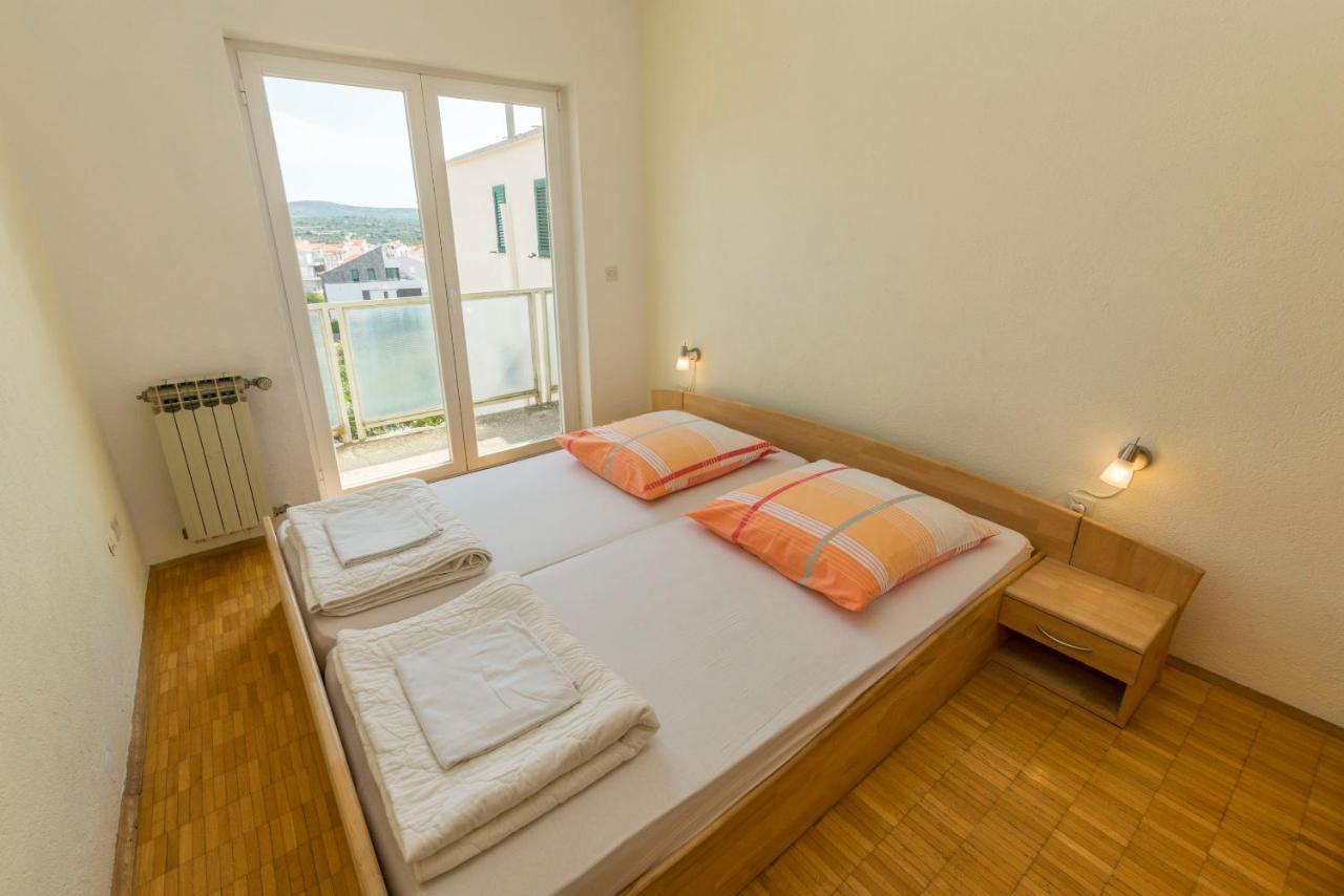 Apartments Jelka Primosten Ngoại thất bức ảnh