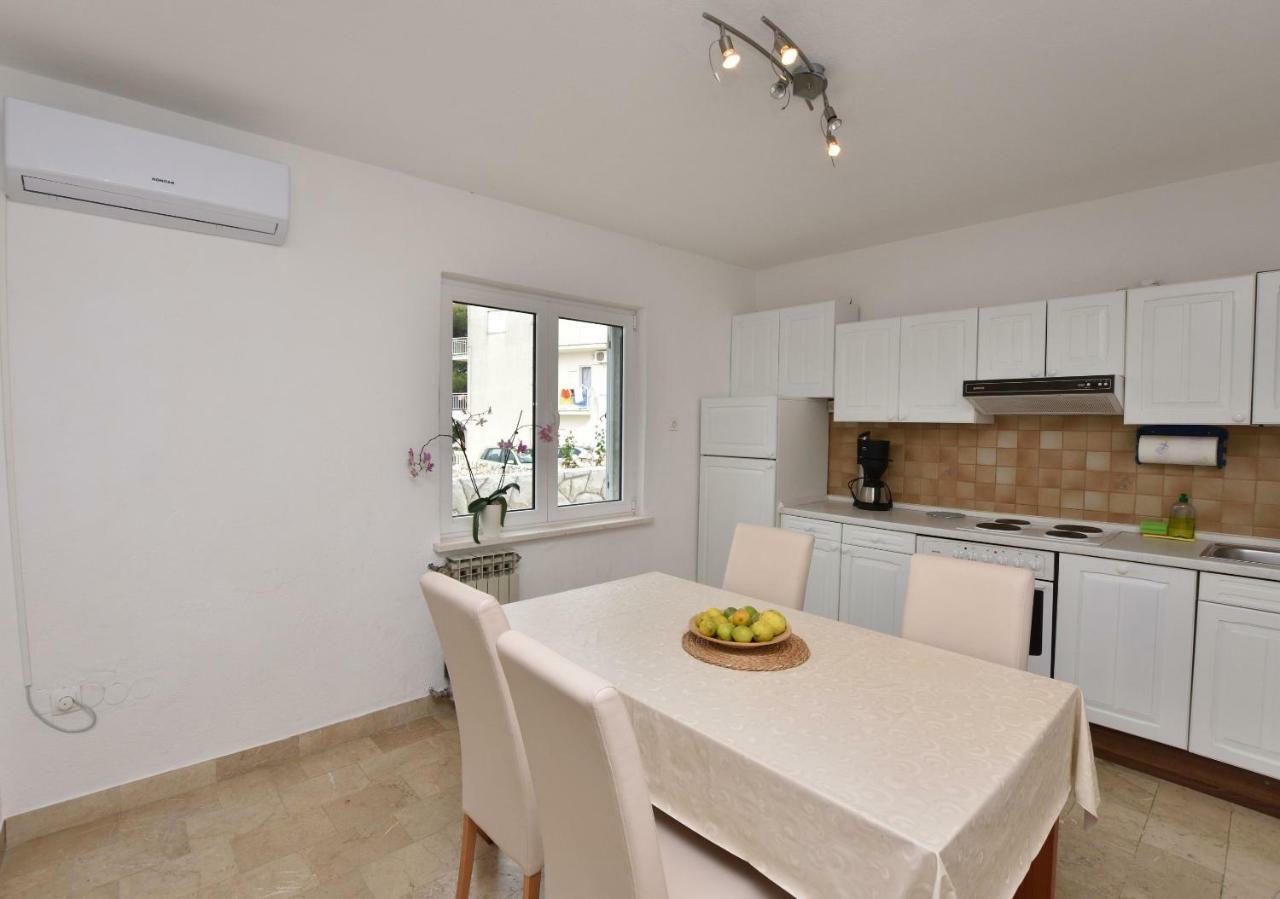 Apartments Jelka Primosten Ngoại thất bức ảnh
